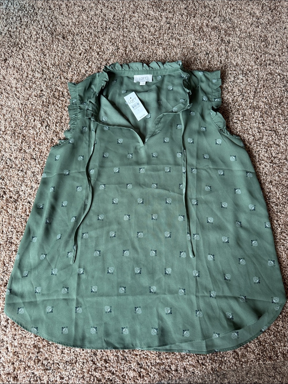 NWT Loft dressy tank size large
